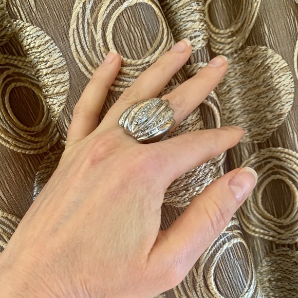 Large Statement Ring - Picture 2 of 16